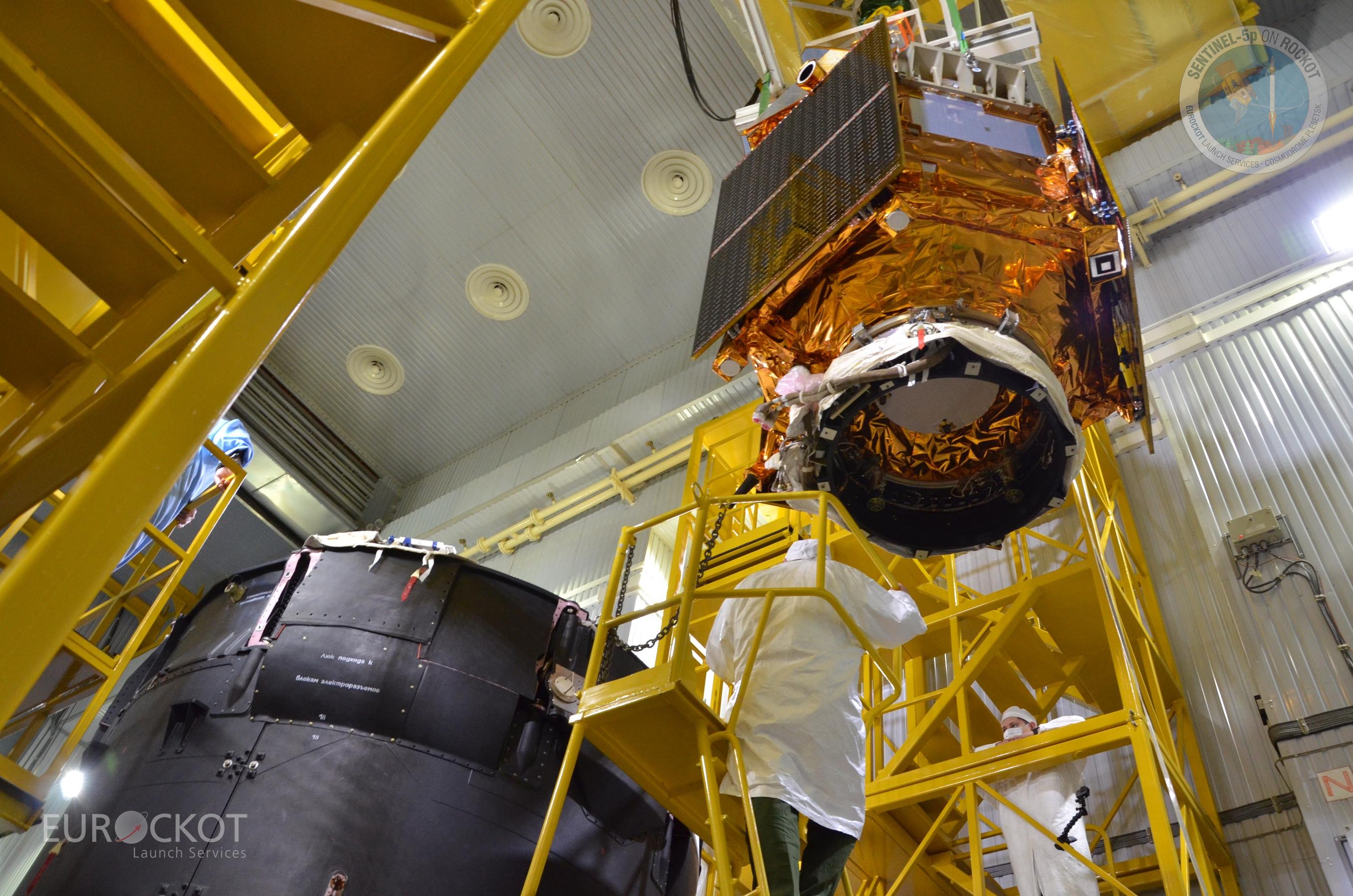 “Sentinel-5p on Rockot” in Effect: Satellite Mounted on Upper Stage